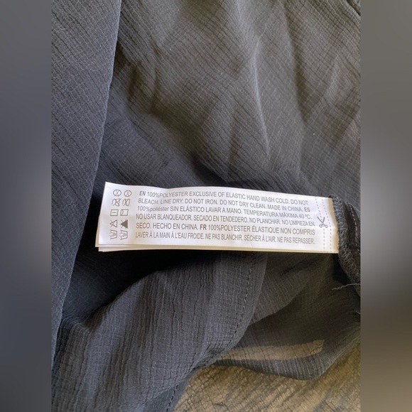 Forever 21 Sheer Black Top Black Small NEW - Picture 3 of 7